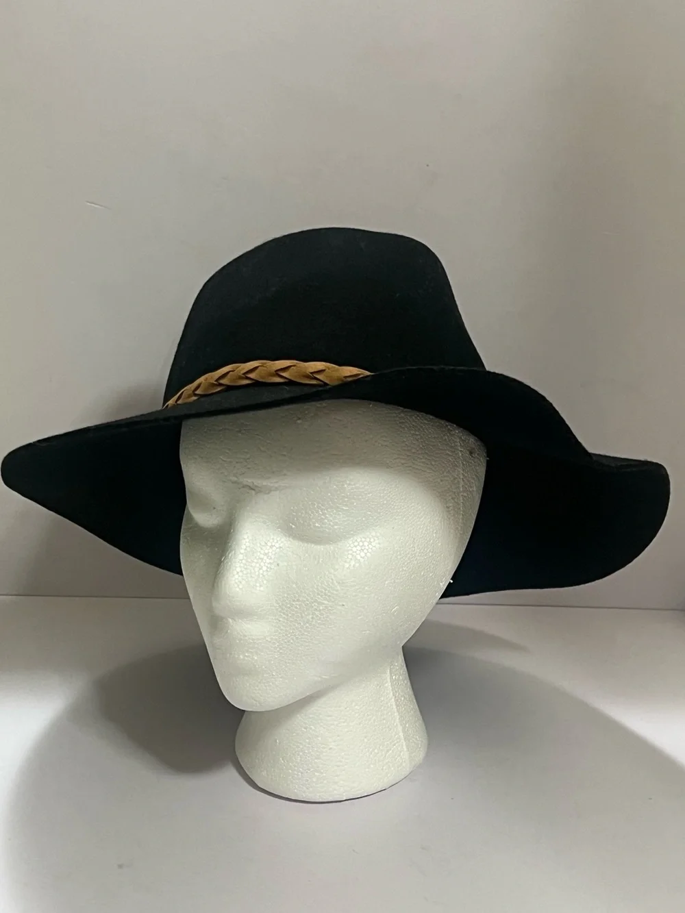 Black 100% Wool Wide Brim Fedora Hat Tan Braided Band